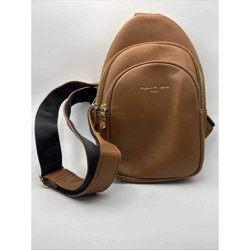 INICAT Tan Sling Bag Crossbody Vegan Leather Fanny Pack Two Zippers Adj. Strap